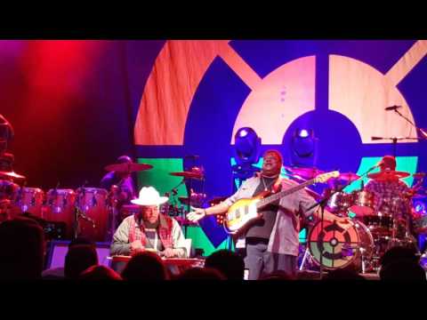 Ben Harper and Juan Nelson guitar battle