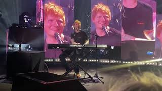 Ed Sheeran - Wake Me Up (Live at the Plus 10th Anniversary gig at Shepherd’s Bush)