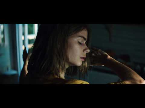 Covered In Dreams - Official Video 2019
Regi: Mauri Chifflet