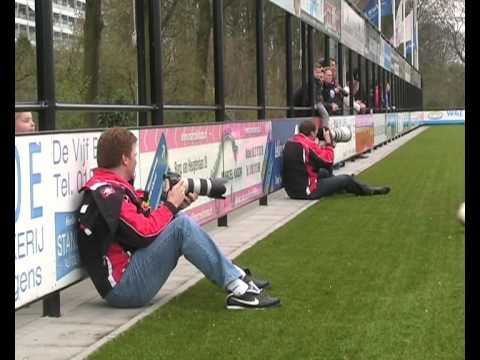 Clinic selectie E en F met 1e elftal van vv Nieuwerkerk