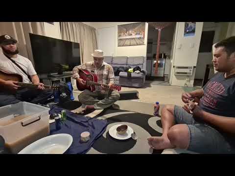 OIAUE TEU VALELAU AU HE MANATU - SATEKI MAHE,SIONE FUI MAHE,MOSESE TIO TAHI