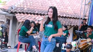 Download lagu PENGABDIAN SEORANG WANITA- DIANA VANESA- - BLMUSIK LIVE IN KAMUNING CILELES mp3