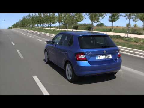 2015 SKODA Fabia - Fahrbericht | AutoMotoTV Deutsch