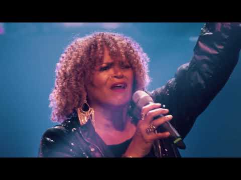 Kassav' - 40ème Anniversaire - Le Concert - Ké Sa Lévé