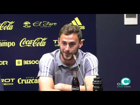 Presentados Álvaro Giménez  Filip Malbasic