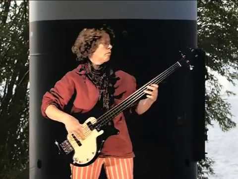 Eat That Question (Zappa) International collaboration