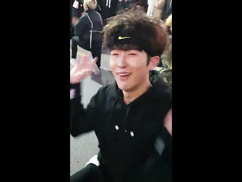 [MAXXAM] 181209 오새봄 - 부메랑(BOOMERANG) (Wanna One cover) (신화오빠가 무릎꿇을때 좀 웃었다고 왜웃냐는소리들었따...ㅠ 좀 웃을수도 있죠!)