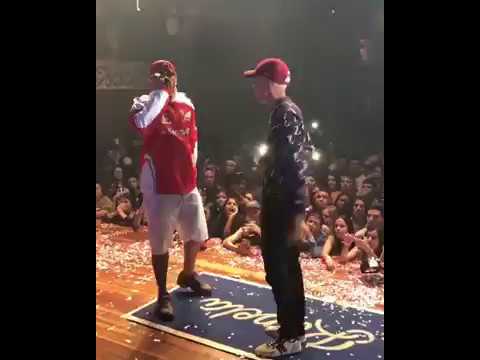 MC Kapela e MC Don Juan - Agora Você Corre Atrás (KondZilla)