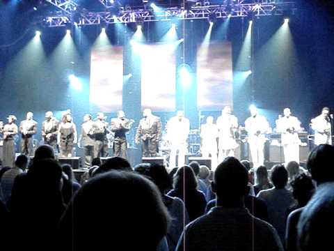 Full Encore   half of tribute to MJ