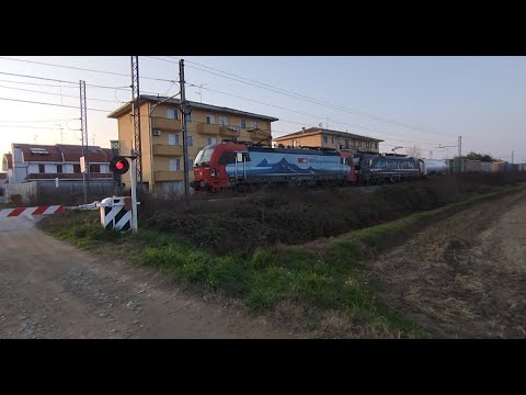 LE DUE LINEE INTERNAZIONALI SI UNISCONO A VIGNALE! Treni a Vignale parte 2.