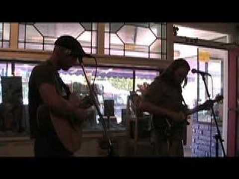 Belsapadore-The Brokenhearted (Live)