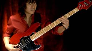 Video thumbnail for CUBE BASS-20XL Overview by RolandChannel