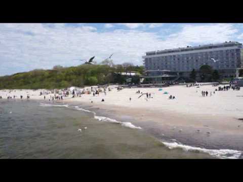 Commodore Amiga HAM6 CDXL video playback in AGABlaster player - clips from pier in Kołobrzeg, Poland