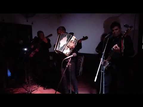 Los inteligentes del chamame actuando en Perugorria Corrientes. 06/09/2025 - 3777559296