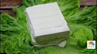 豆腐最近火了，加几片生菜，味道鲜美嫩滑，一上桌连汤都不剩