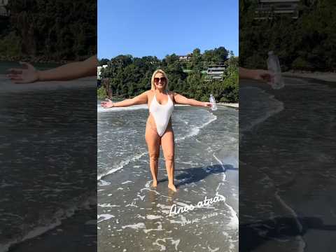 #anosatrás Praia 🏝️ em condomínio Iporanga Guarujá litoral de São Paulo 