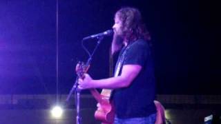 Jamey Johnson singing Mary Go Round