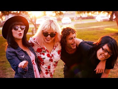 Mittens - Dapple Dandy (Music Video)