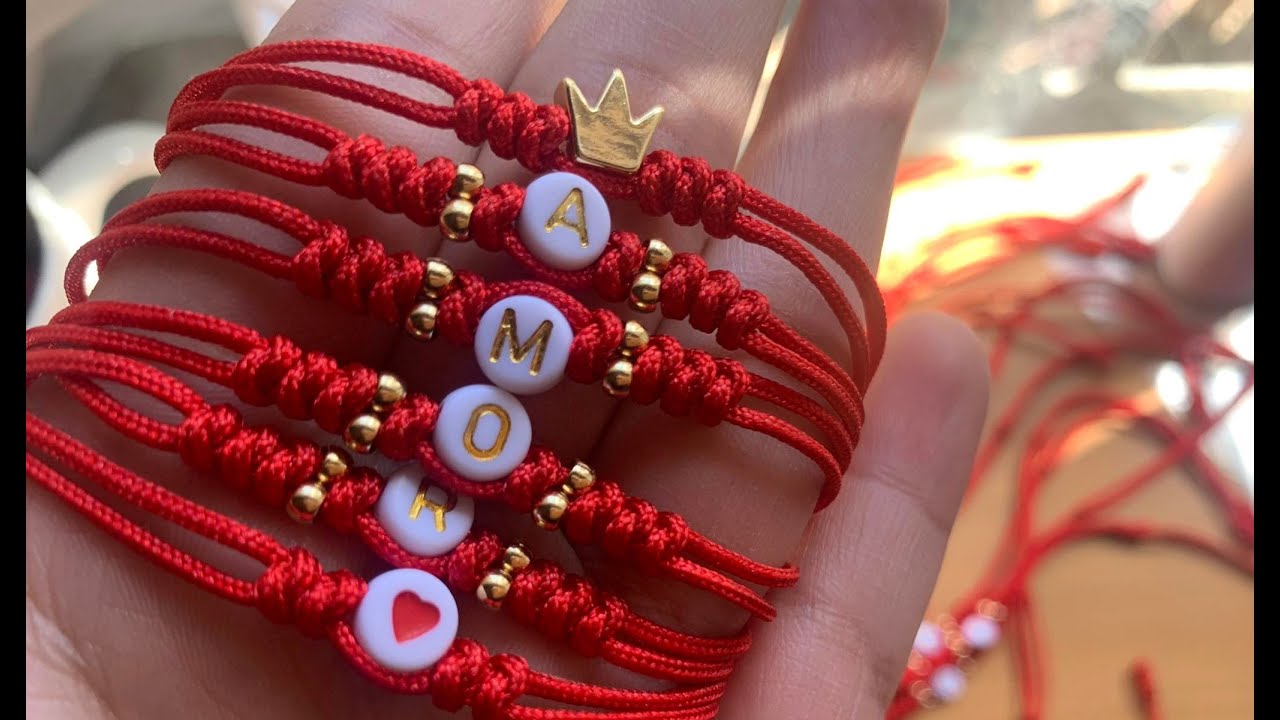 Watch Pulsera con letra inicial, fácil y rapido, regalo economico. Pulsera roja Now Pulsera con letra inicial, fácil y rapido, regalo economico. Pulsera roja