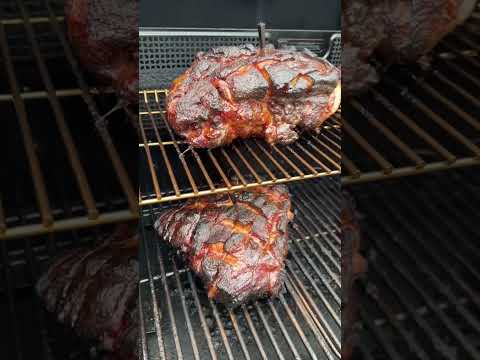 Hot and Fast Pulled Pork on the Traeger Timberline XL | BBQFriend