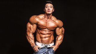5 САМЫХ ОГРОМНЫХ БОДИБИЛДЕРОВ В ИСТОРИИ