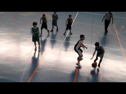 Liga FAB Sevilla 2013-14 Benjamín CB Gelves - Cb Fresas, 2+1 de Nico