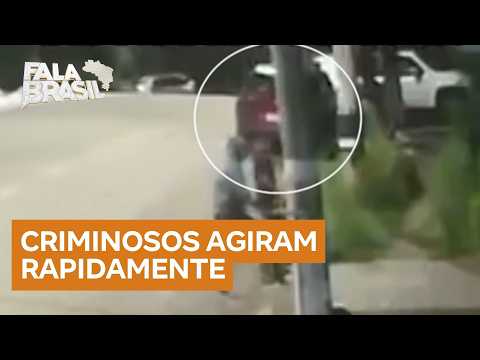 Carro roubado em São Paulo é interceptado na fronteira com Paraguai