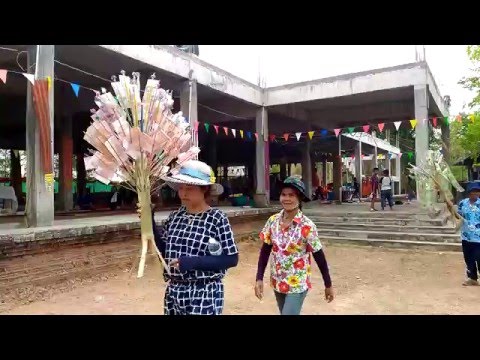 สัญญาณของความอ่อนแอในชายหนุ่ม สตรีทองเชื้อโรคทันที