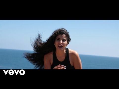 Deztini Farinas - California Lover - Performance Video (2016)