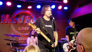 Mr. Recordman Ugly Kid Joe Live@HardRock Cafe Oslo 2017