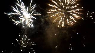 preview picture of video 'Feu d'artifice de Coulommiers le 14 juillet 2012'