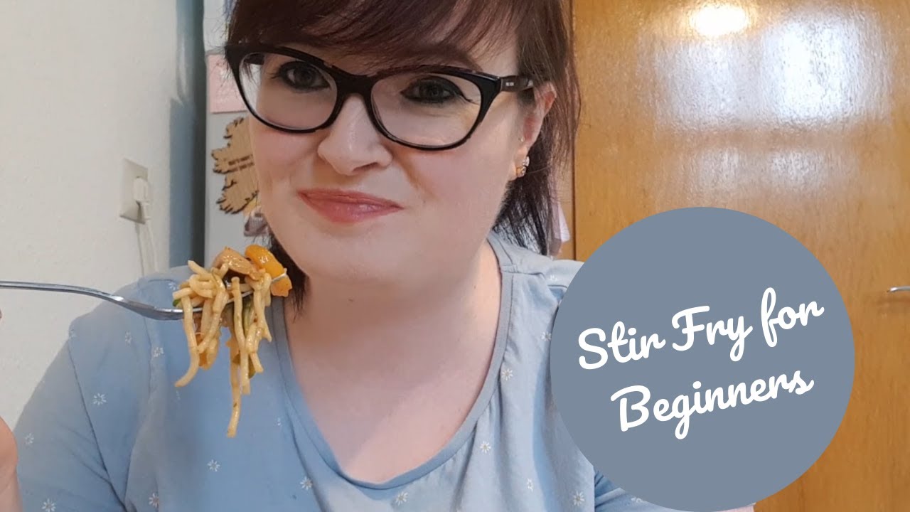 Cooking the Books #2: The Hungry Student Cookbook's Sweet Chilli Chicken Stir Fry