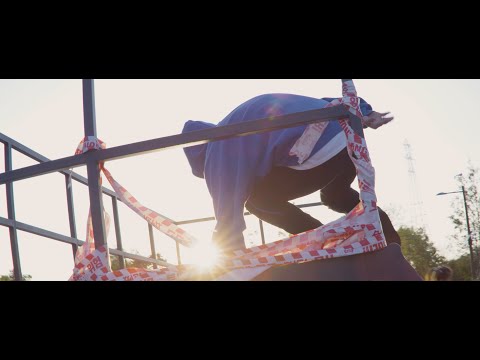 hu57la - Let It Play (Official Music Video)