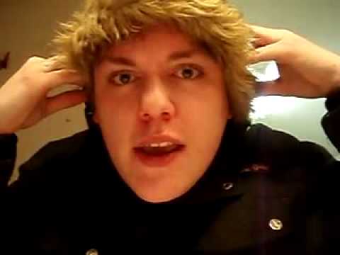 download lagu mp3 mp4 Dansen In De Sneeuw Lyrics, download lagu Dansen In De Sneeuw Lyrics gratis, unduh video klip Dansen In De Sneeuw Lyrics