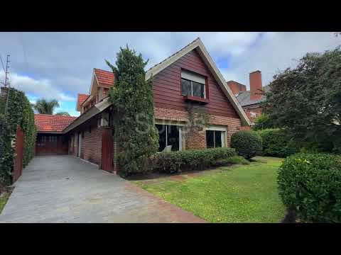 Video de YouTube - Casa de 4 dormitorios en venta, en Carrasco