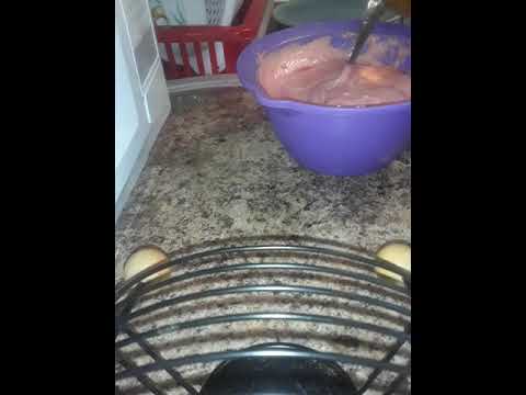 Baking cakes strawberries