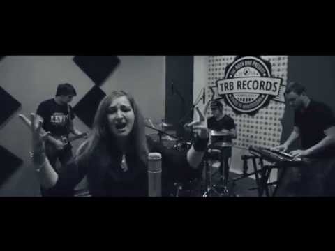 Husky feat. JoXwide - Follow me