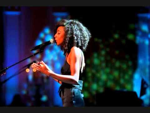 Corinne Bailey Rae ft Herbie Hancock-Blackbird Performed @ the White House