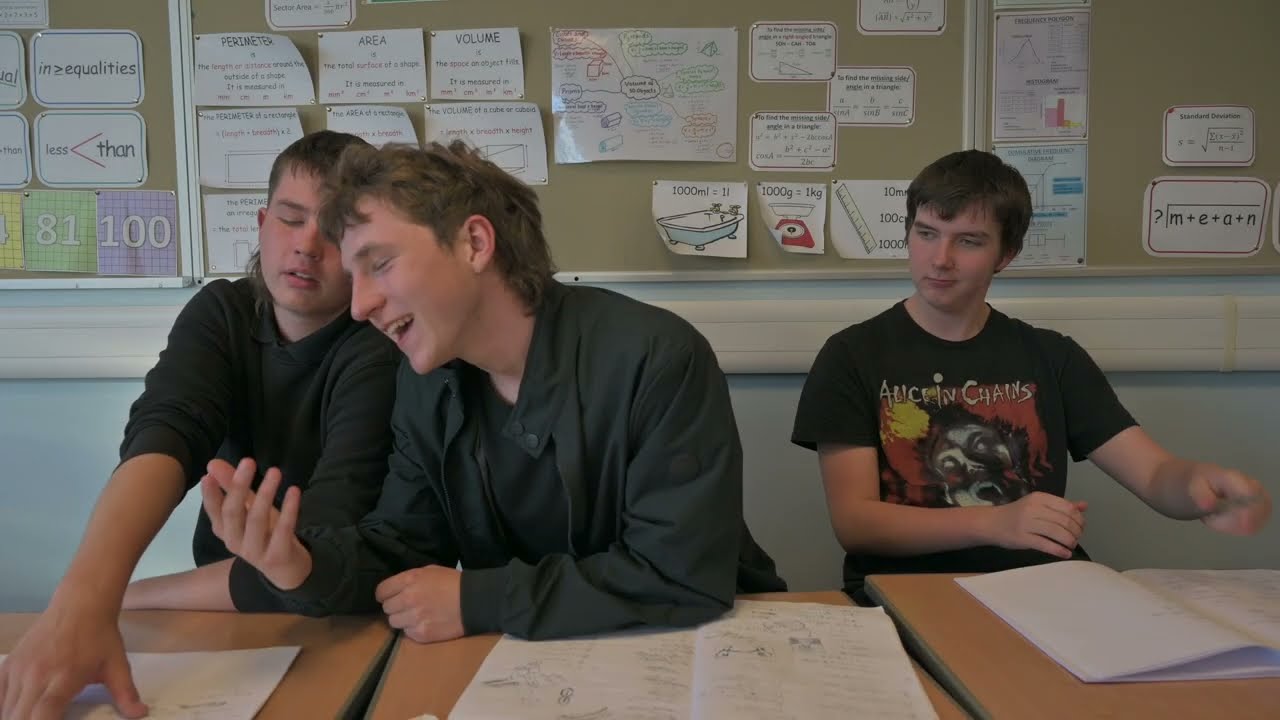 Miniature de la vidéo Chicken Club Trailer du film Chicken Club