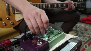 Video thumbnail for Kasleder Fx Diaries - Toxic Twins White side vs Analogman Prince Of Tone (Boost setting) by Kasleder Fx