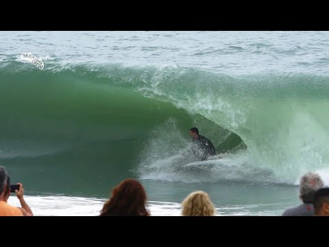 GABRIEL MEDINA E JACK ROBINSON EM PAUBA