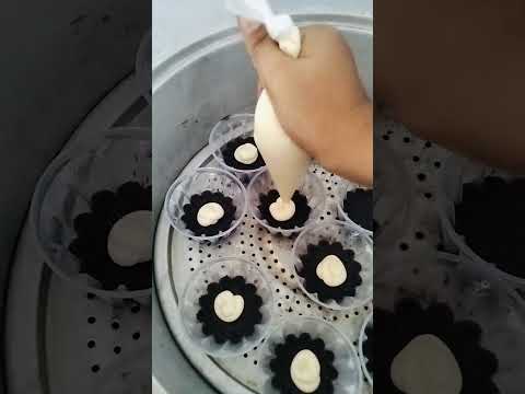 pasti udah tau kan lagi bikin apa? yaps bolu ketan hitam keju lumer #boluketanhitam #kejulumer