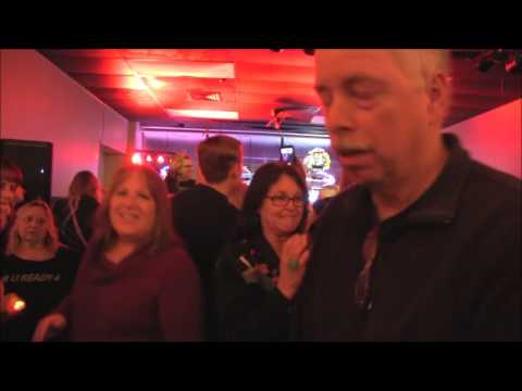 Cookie and The Real Deal - Uptown Funk