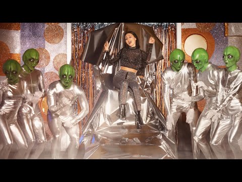 Shi la Rosa - Space Queen [Music Video]