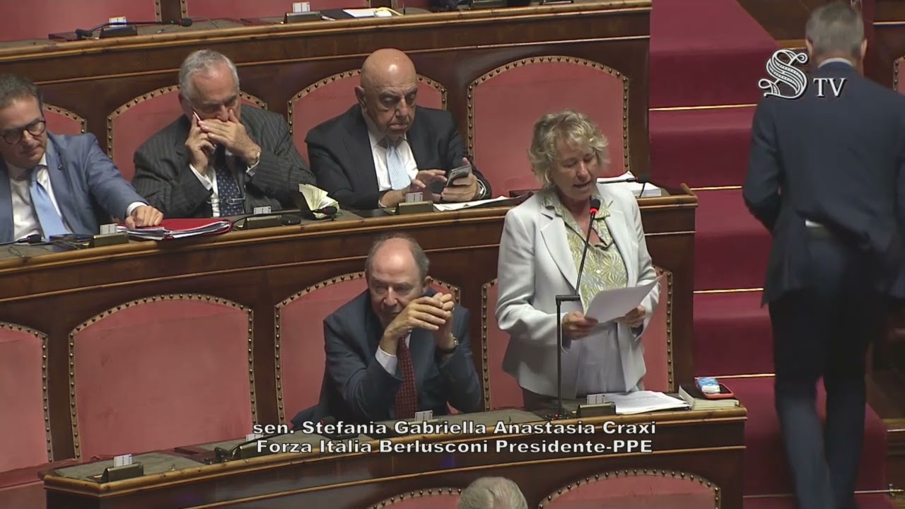 STEFANIA CRAXI RICORDA EMMA BONINO IN SENATO