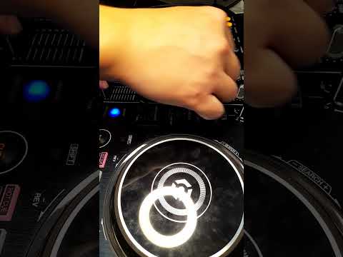 James Hype Bitch x Tribal Kush x Menasa x Guaracha Mix ENJOY (sorry about speaker wire in the video)