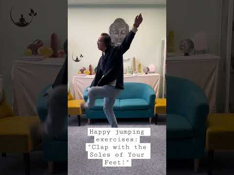 Happy jumping exercises:"Clap with the Soles of Your Feet!"
