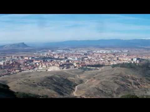 LA ABUELA ANGELINES JIMÉNEZ CUMPLE 80 AÑOS. Parte 1