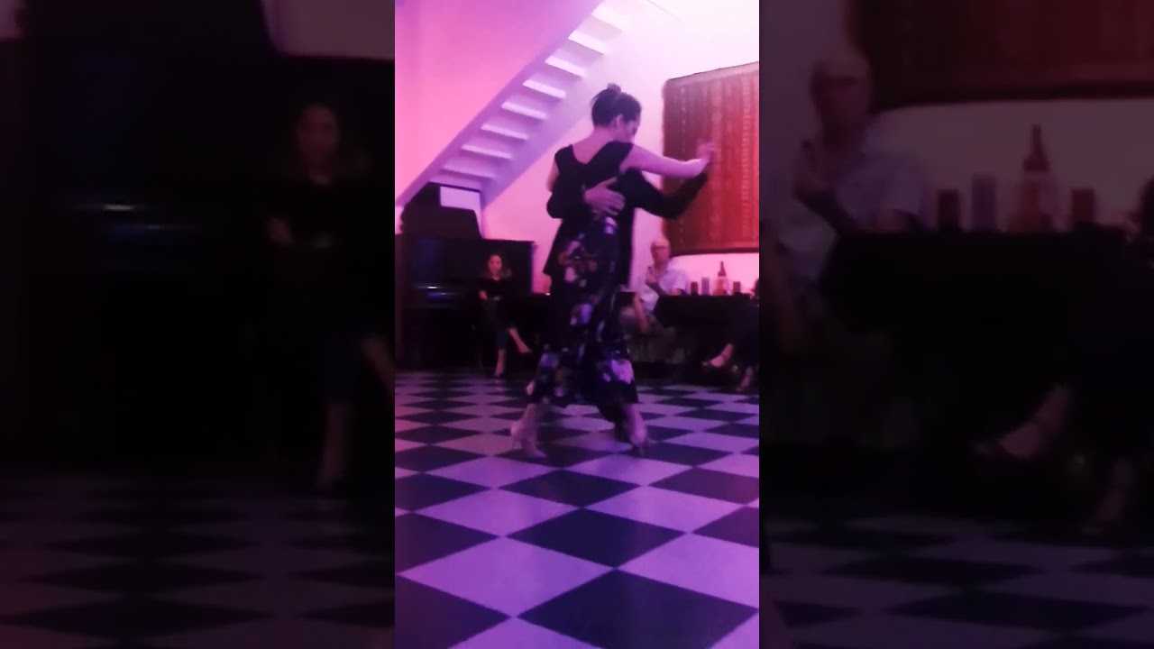 Daniela Belén y Diego Braude - "Que Dios te ayude" - Milonga Gallo Rojo 29/10/2022