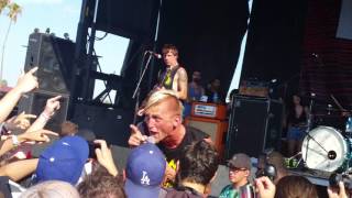 The White Noise performing "Picture Day" live